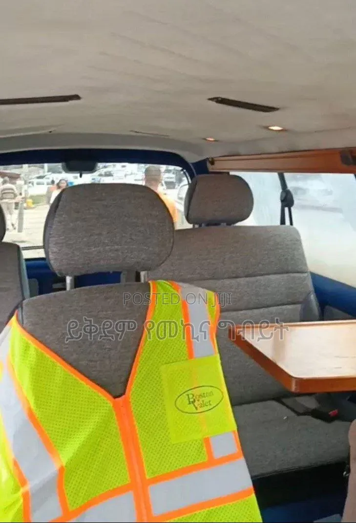 Toyota HiAce 2008 White