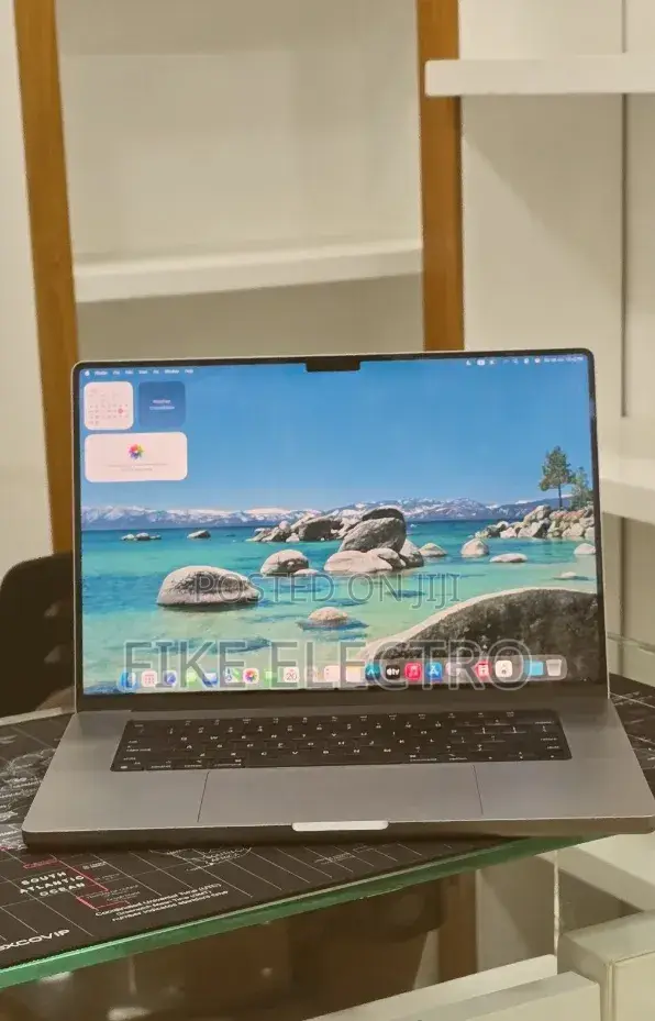 New Laptop Apple MacBook Pro 2021 M1 32GB Apple M1 Pro SSD 512GB