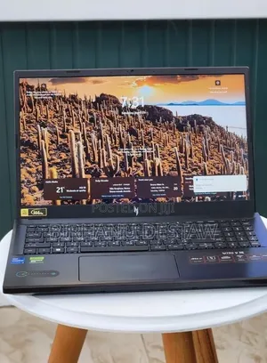 New Laptop Acer Nitro V 15 16GB Intel Core i7 SSD 512GB