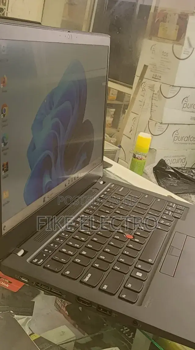 New Laptop Lenovo ThinkPad T14s Gen 1 32GB Intel Core i7 SSD 256GB