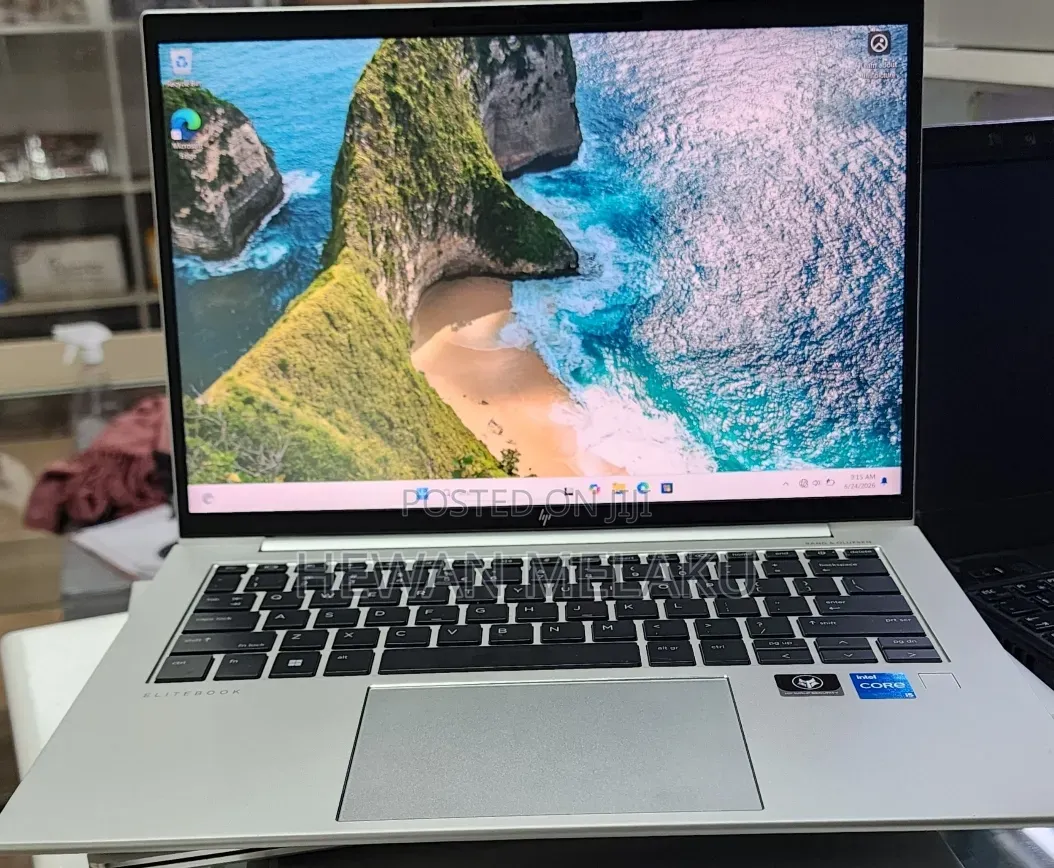 New Laptop HP EliteBook 840 G9 16GB Intel Core i5 SSD 512GB
