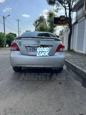 Toyota Yaris Sedan Automatic 2007 Silver