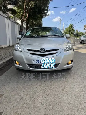 Toyota Yaris Sedan Automatic 2007 Silver