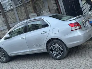 Toyota Yaris Sedan Automatic 2007 Silver