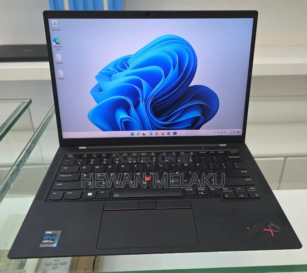 New Laptop Lenovo ThinkPad X1 Carbon 16GB Intel Core i7 SSD 512GB