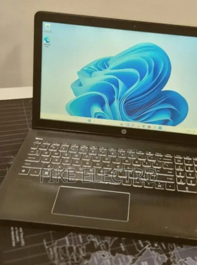 Laptop HP Pavilion Gaming Laptop 15-dk2xxx 8GB Intel Core i7 SSD 256GB
