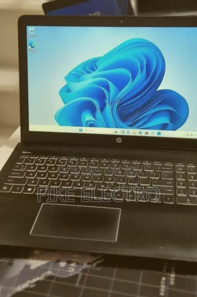Laptop HP Pavilion Gaming Laptop 15-dk2xxx 8GB Intel Core i7 SSD 256GB