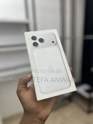 New Apple iPhone 17 Pro Max 256 GB Silver