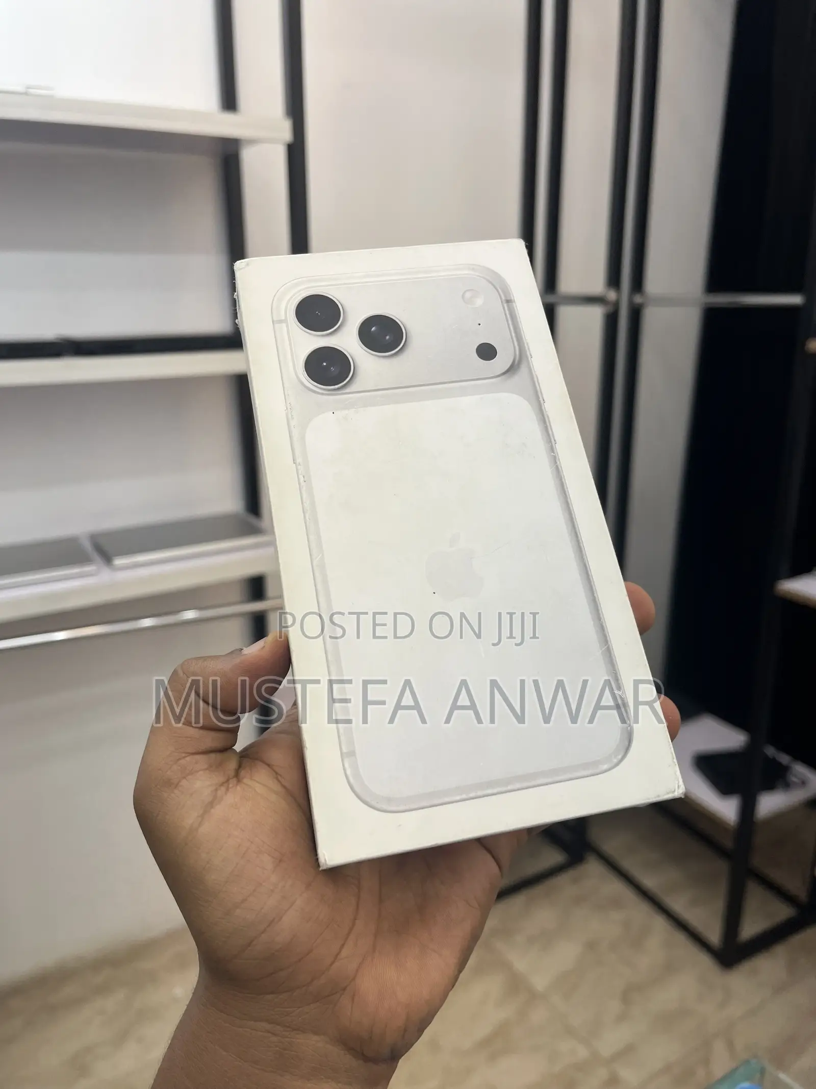 New Apple iPhone 17 Pro Max 256 GB Silver