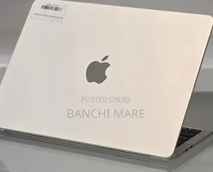 New Laptop Apple MacBook Air 2025 M4 16GB Apple M4 SSD 256GB