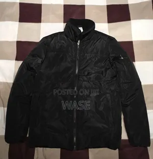 Winter's Calling
Sherpa Collared Puffer Jacket