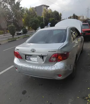Toyota Corolla 2009 White