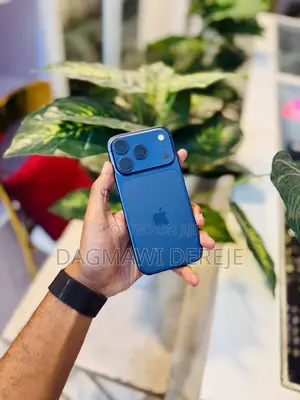 New Apple iPhone 17 Pro 256 GB Blue