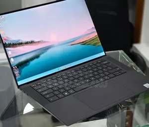 New Laptop Dell Precision 5540 16GB Intel Core i7 SSD 512GB