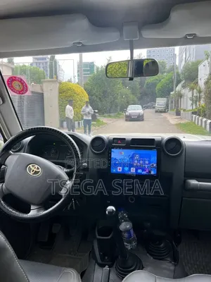 Toyota Land Cruiser 2015 White