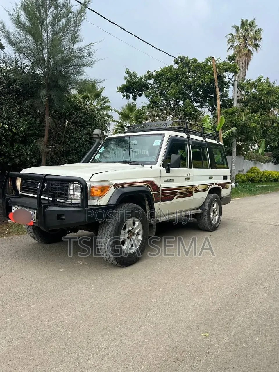 Toyota Land Cruiser 2015 White