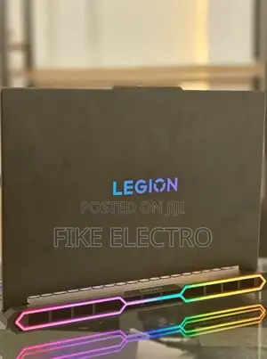 New Laptop Lenovo Legion 7 32GB Intel Core Ultra 9 SSD 1T