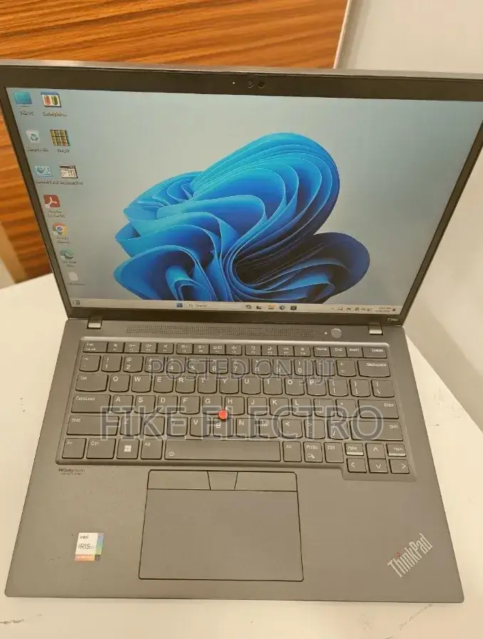 New Laptop Lenovo ThinkPad T14s Gen 2 16GB Intel Core i7 SSD 512GB