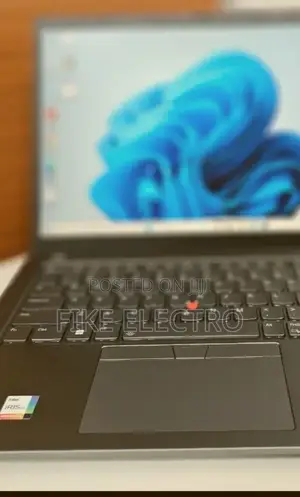 New Laptop Lenovo ThinkPad T14s Gen 2 16GB Intel Core i7 SSD 512GB