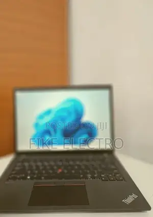 New Laptop Lenovo ThinkPad P14s 16GB Intel Core i7 SSD 512GB