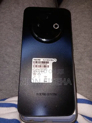 Tecno Spark 30C 128 GB Black