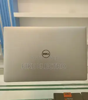 New Laptop Dell Precision 7530 16GB Intel Xeon SSD 512GB