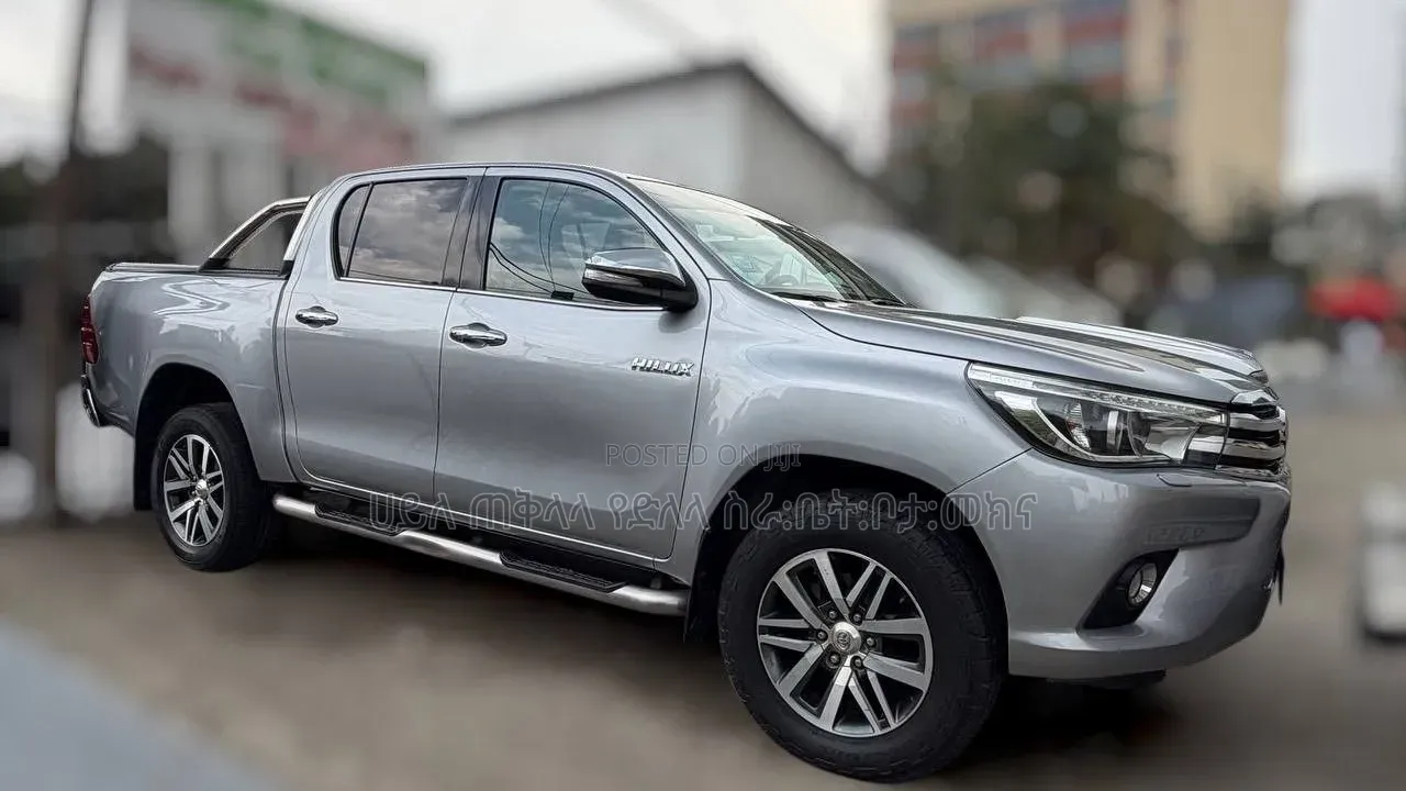 Toyota Hilux 2020 Pearl