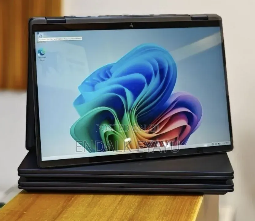 New Laptop HP OmniBook X Flip 14" 16GB Intel Core Ultra 7 SSD 1T