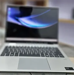 New Laptop HP Elitebook 830 G11 16GB Intel Core Ultra 7 SSD 512GB