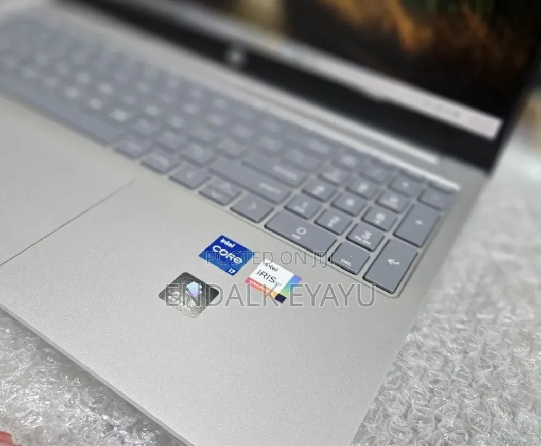 New Laptop HP 16GB Intel Core i7 SSD 1T