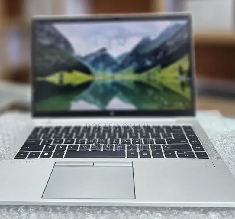 New Laptop HP EliteBook 840 G8 16GB Intel Core i7 HDD+SSD 512GB