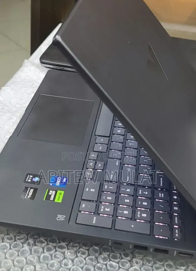 New Laptop HP Victus 16 16GB Intel Core i7 SSD 1T
