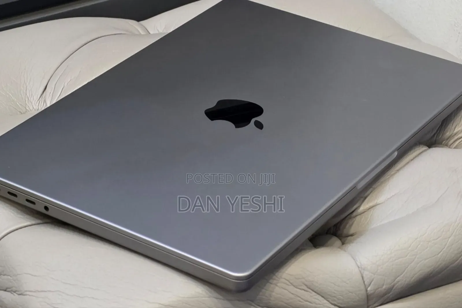 New Laptop Apple MacBook Pro 32GB Apple M1 Pro SSD 512GB