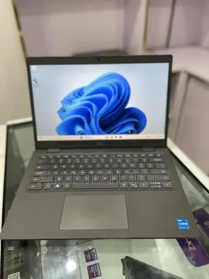 New Laptop Dell Latitude 3420 16GB Intel Core i5 SSD 512GB