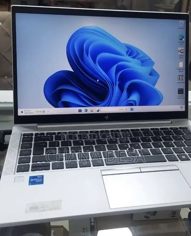 New Laptop HP EliteBook 840 G8 16GB Intel Core i5 SSD 512GB