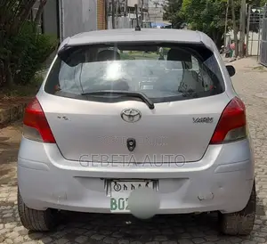 Toyota Yaris 2009