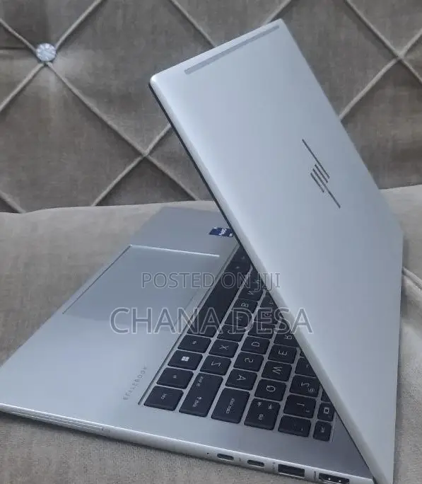 New Laptop HP EliteBook 840 G9 16GB Intel Core i5 SSD 512GB