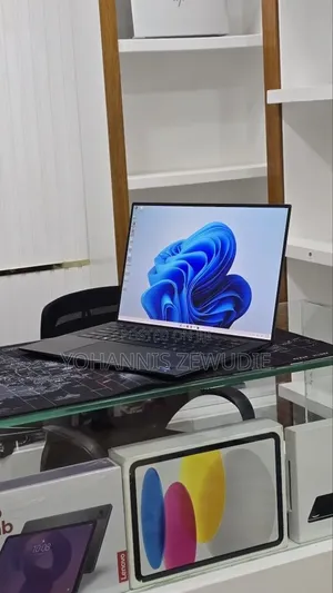 New Laptop Dell XPS 15 16GB Intel Core i7 SSD 1T