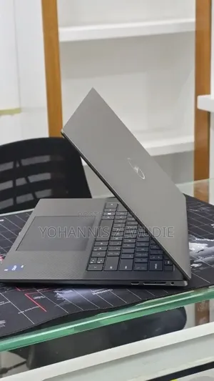 New Laptop Dell XPS 15 16GB Intel Core i7 SSD 1T