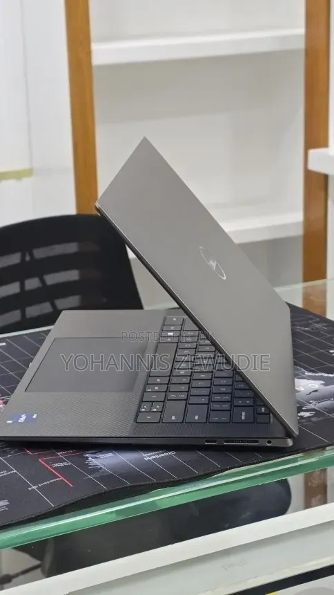 New Laptop Dell XPS 15 16GB Intel Core i7 SSD 1T