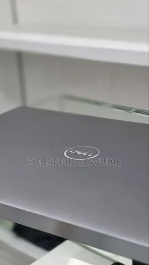 New Laptop Dell Precision 5560 16GB Intel Core i7 SSD 512GB