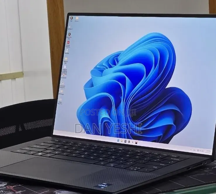 New Laptop Dell 16GB Intel Core i7 SSD 1T