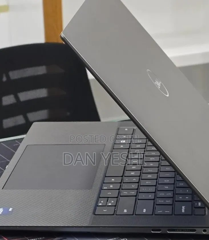 New Laptop Dell 16GB Intel Core i7 SSD 1T