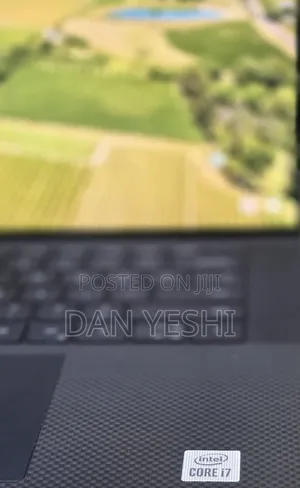 New Laptop Dell XPS 15 16GB Intel Core i7 SSD 512GB