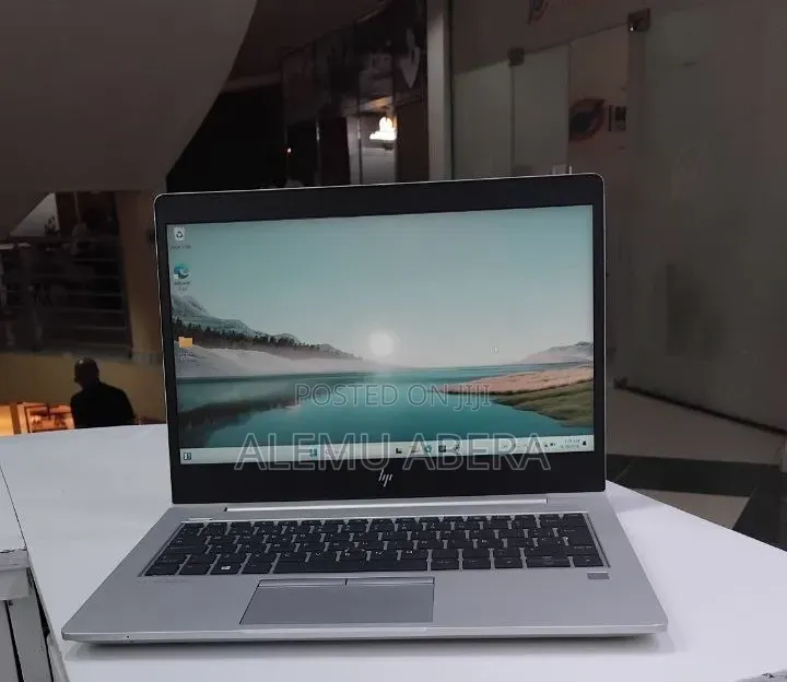 New Laptop HP EliteBook 830 G5 8GB Intel Core i5 SSD 512GB