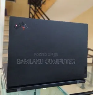 New Laptop Lenovo ThinkPad X1 Carbon Gen11 16GB Intel Core i7 SSD 512GB
