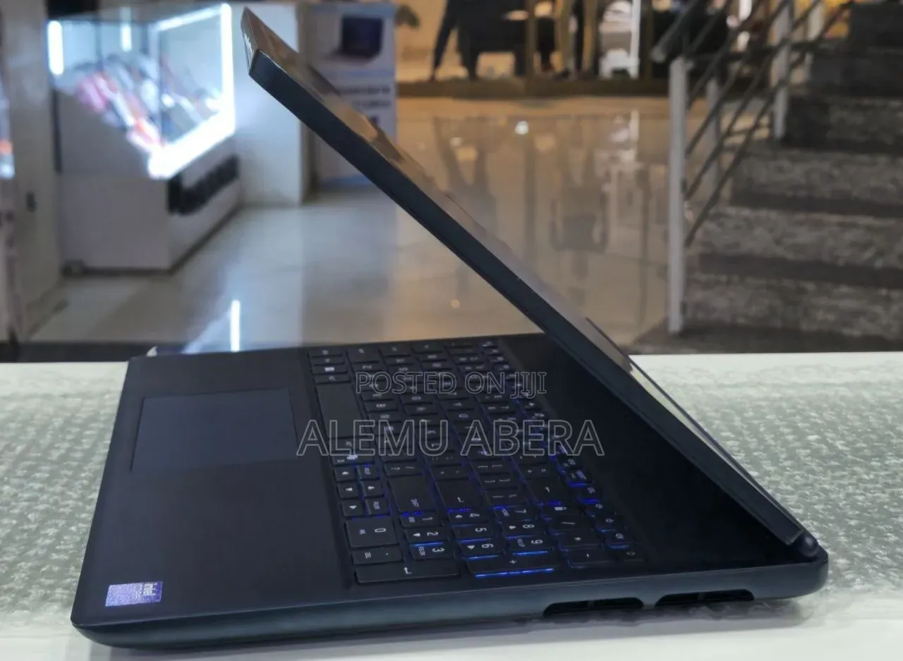 New Laptop Alienware X16 32GB Intel Core Ultra 9 SSD 1T
