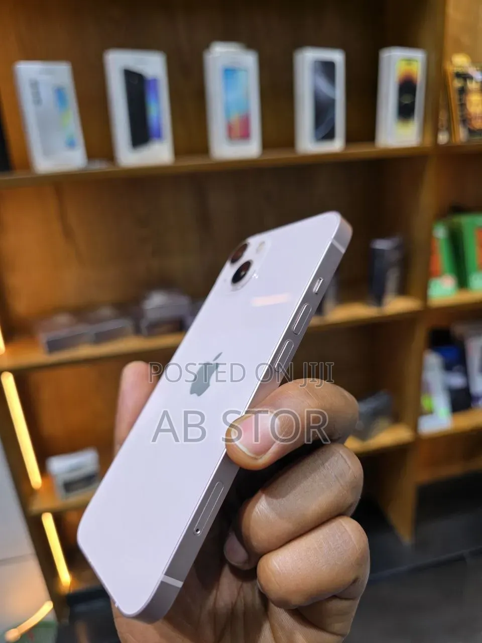 New Apple iPhone 13 128 GB White