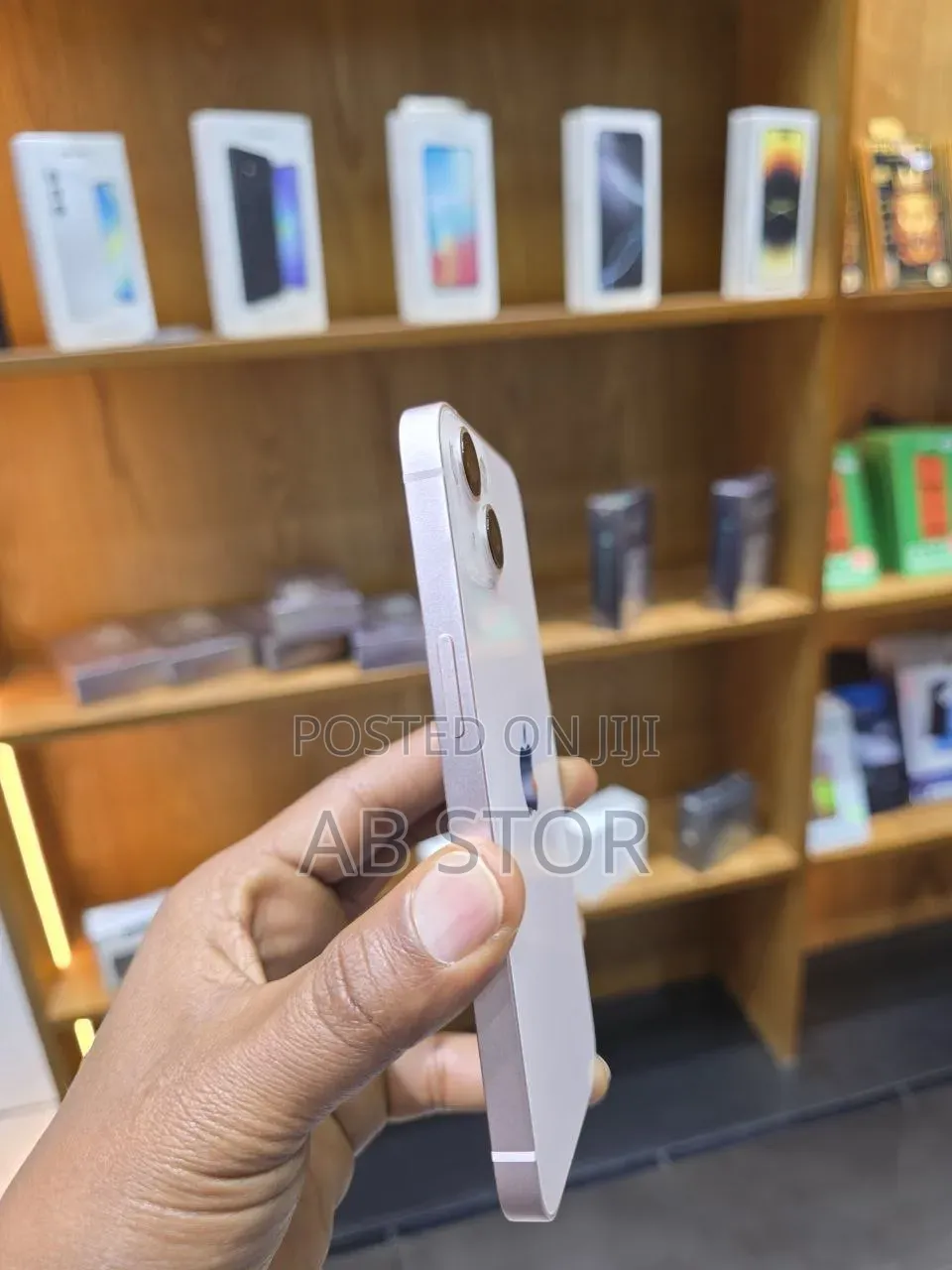 New Apple iPhone 13 128 GB White