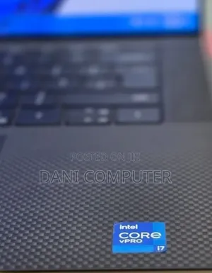 New Laptop Dell Precision 5560 16GB Intel Core i7 SSD 512GB